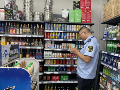 蘆山縣市場監督管理局 筑牢農村食品安全防線，持續開展食品經營檢查工作