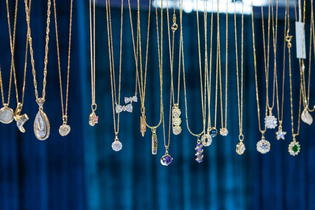 朱納加德 珠寶首飾零售中的美學時尚與素材魅力